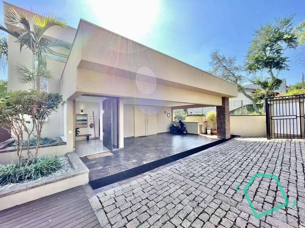 Casa de Condomínio à venda com 4 quartos, 244m² - Foto 3