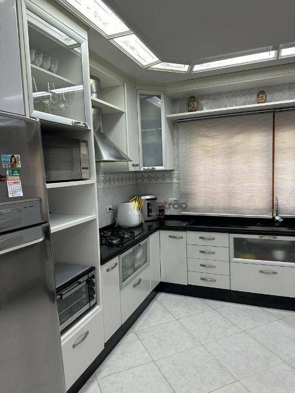 Sobrado à venda com 3 quartos, 195m² - Foto 19