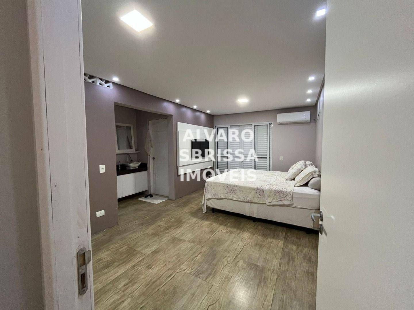 Casa à venda com 2 quartos, 150m² - Foto 1