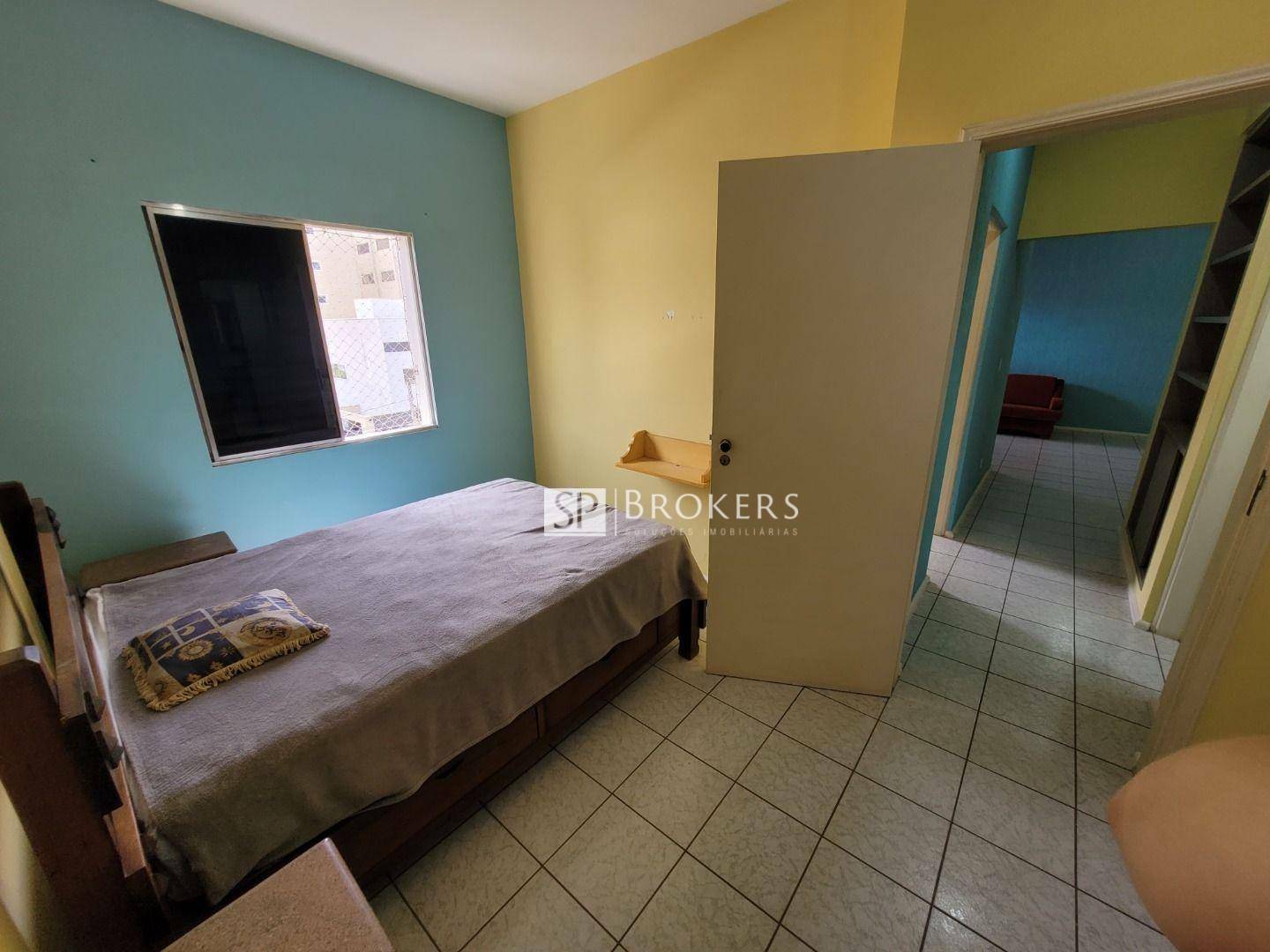 Apartamento à venda com 2 quartos, 70m² - Foto 7