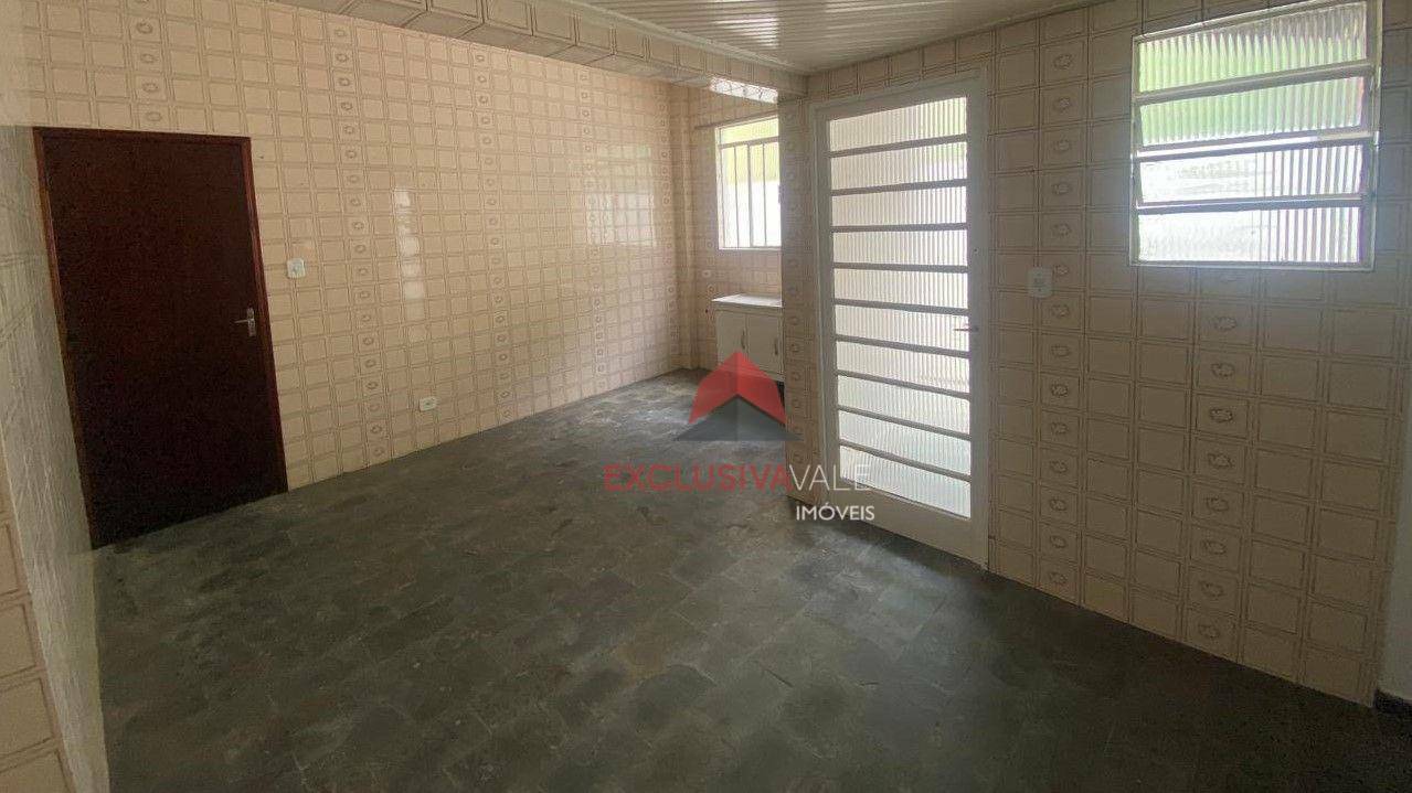 Casa à venda com 2 quartos, 100m² - Foto 15
