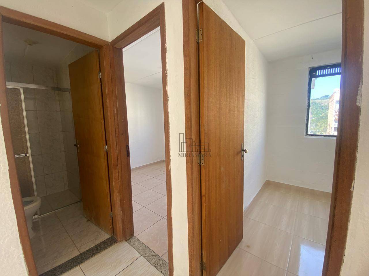 Apartamento à venda com 2 quartos, 40m² - Foto 11