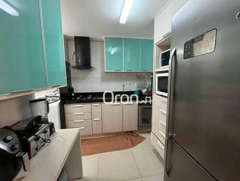 Apartamento à venda com 3 quartos, 76m² - Foto 4