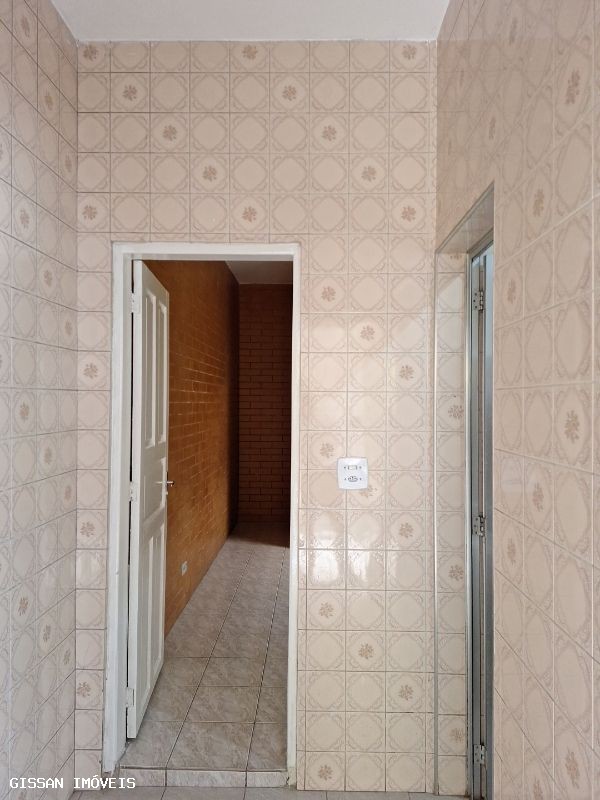Casa à venda com 2 quartos, 125m² - Foto 15