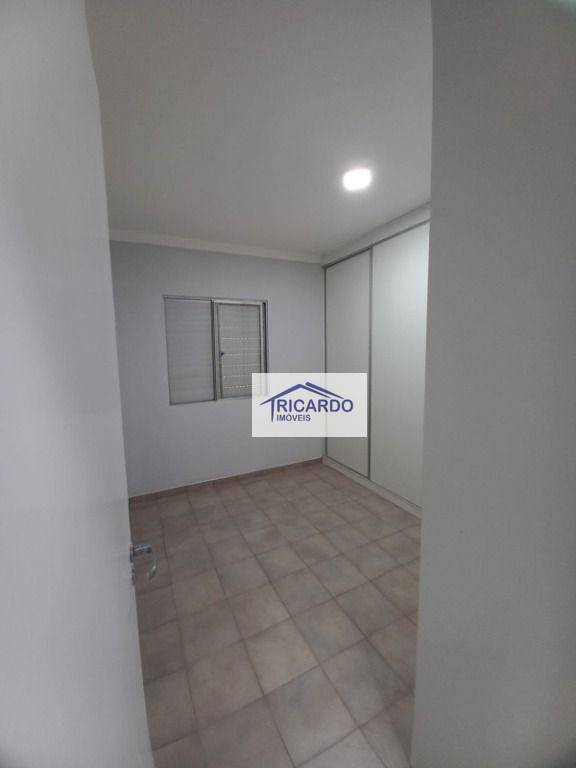 Apartamento à venda com 3 quartos, 68m² - Foto 16