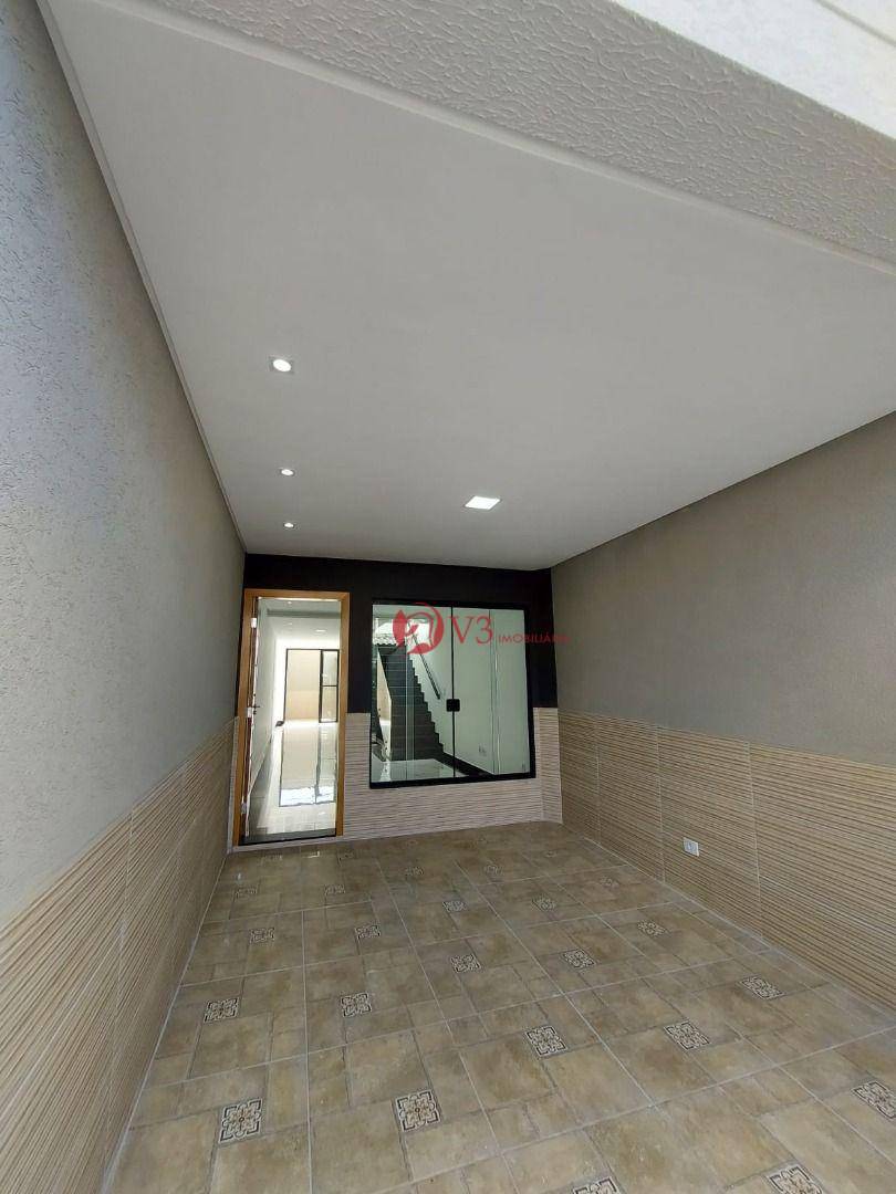 Sobrado à venda com 3 quartos, 125m² - Foto 2