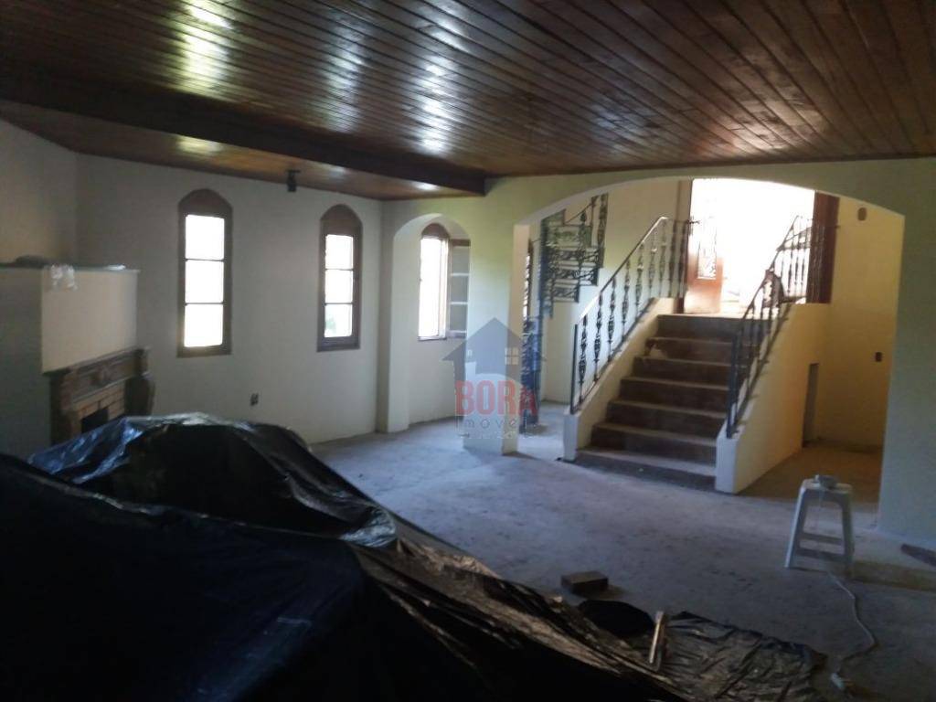 Casa à venda com 4 quartos, 450m² - Foto 15