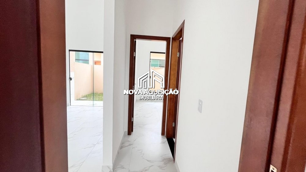 Casa à venda com 2 quartos, 65m² - Foto 13