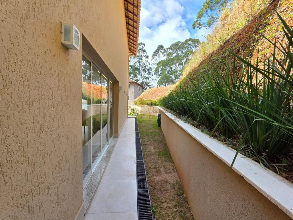 Casa de Condomínio à venda com 3 quartos, 600m² - Foto 34