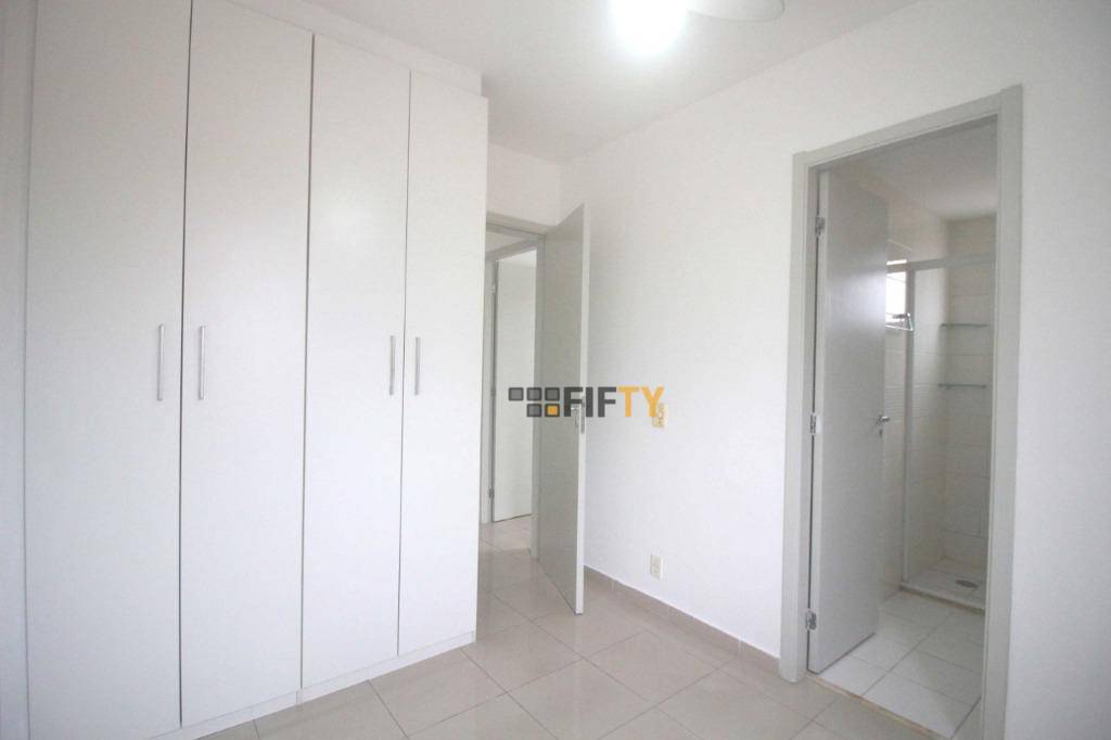 Apartamento à venda com 3 quartos, 61m² - Foto 9