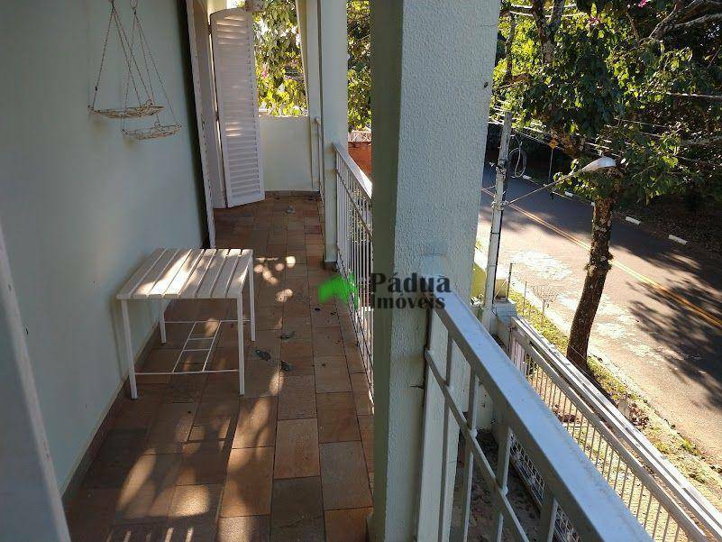 Casa à venda com 3 quartos, 320m² - Foto 31