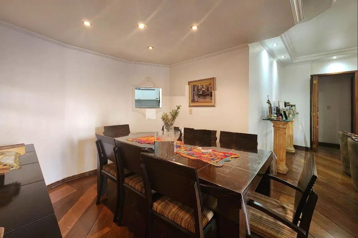 Apartamento à venda com 3 quartos, 156m² - Foto 9