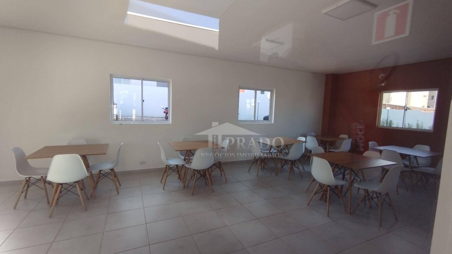 Apartamento à venda com 2 quartos, 45m² - Foto 17