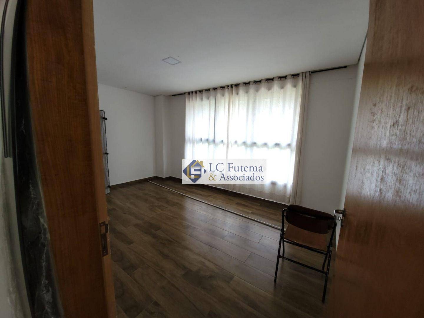 Casa de Condomínio à venda com 5 quartos, 350m² - Foto 16