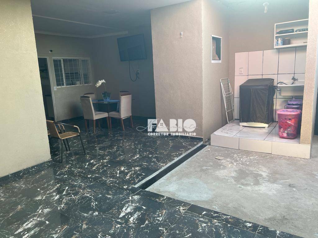 Casa à venda com 2 quartos, 160m² - Foto 20