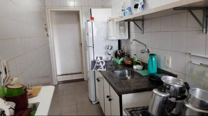 Apartamento à venda com 2 quartos, 63m² - Foto 10