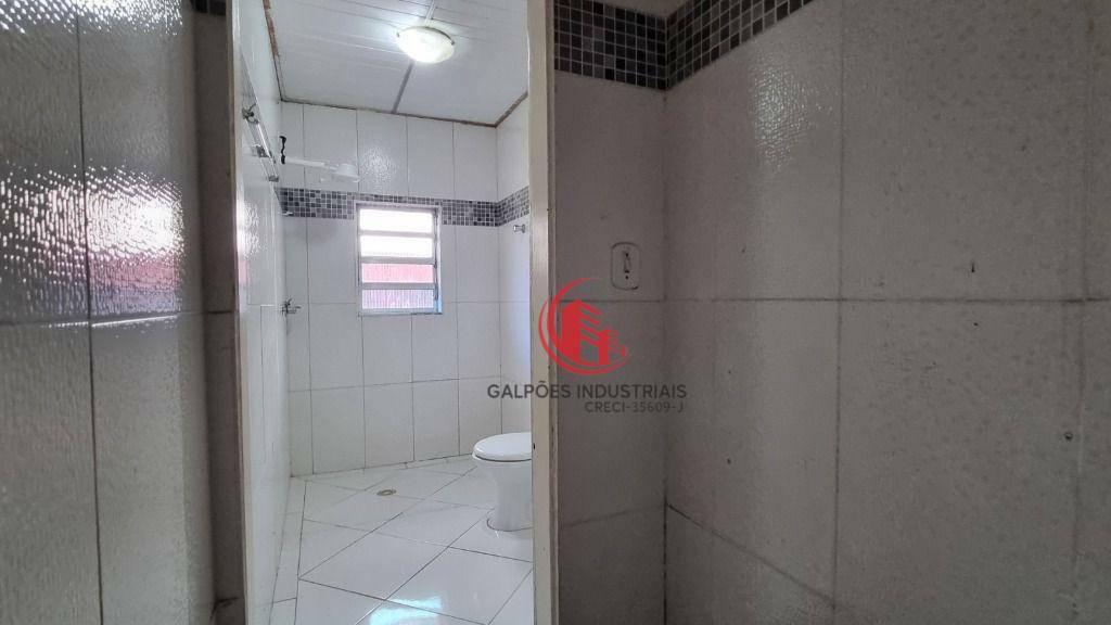 Casa para alugar com 2 quartos, 158m² - Foto 16