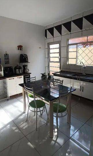 Casa à venda com 2 quartos, 96m² - Foto 11