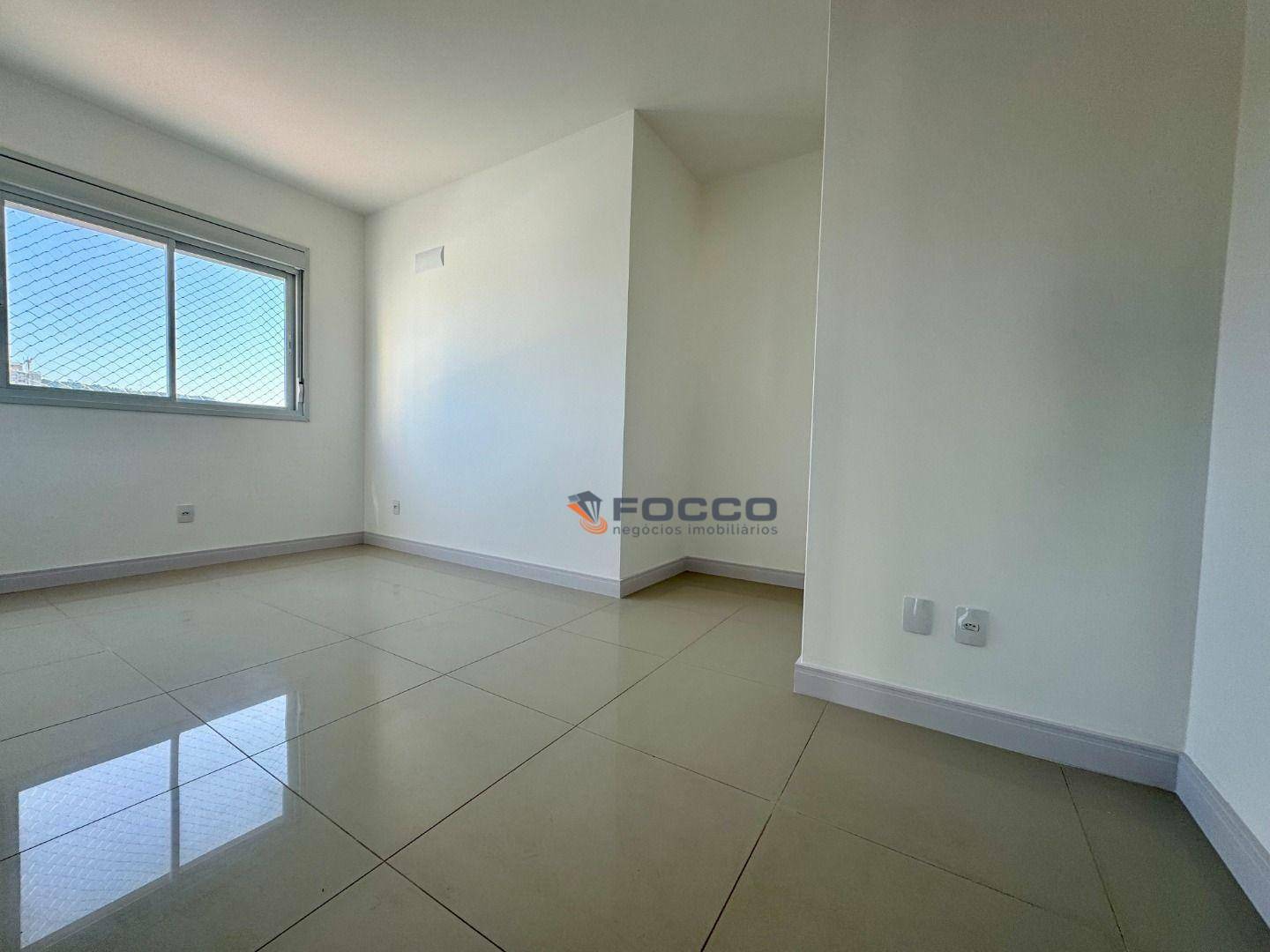 Apartamento à venda com 3 quartos, 112m² - Foto 12