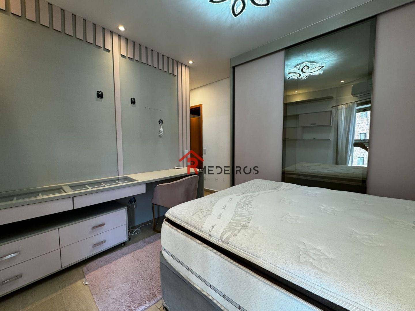 Apartamento à venda com 3 quartos, 183m² - Foto 41