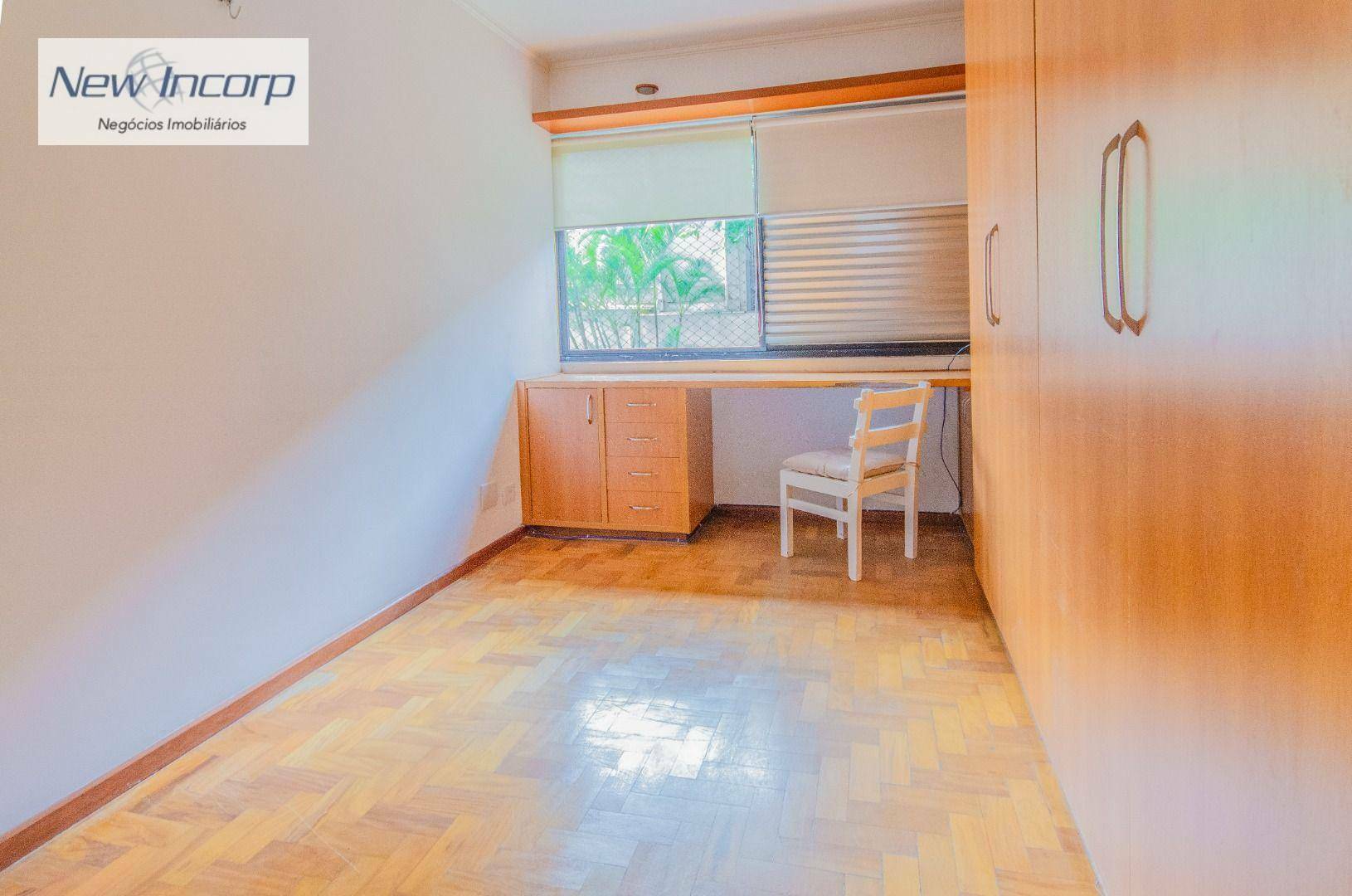 Apartamento para alugar com 3 quartos, 120m² - Foto 19