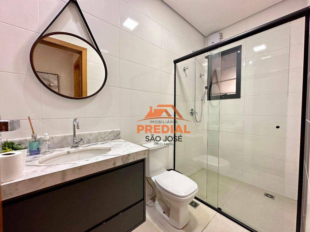 Apartamento à venda com 2 quartos, 79m² - Foto 19