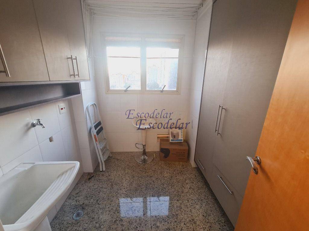 Apartamento à venda com 3 quartos, 123m² - Foto 22