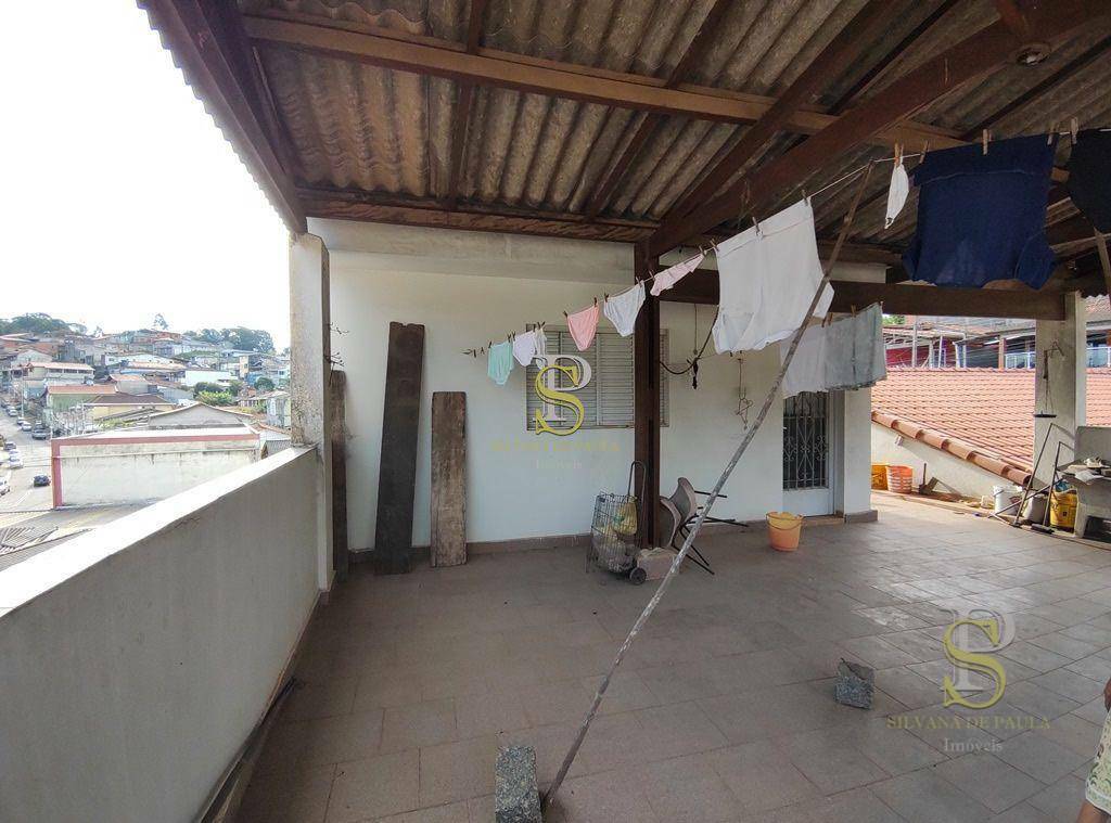 Casa à venda com 3 quartos, 243m² - Foto 12