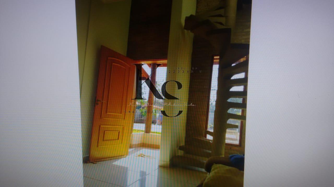 Chácara à venda com 3 quartos, 2000m² - Foto 8