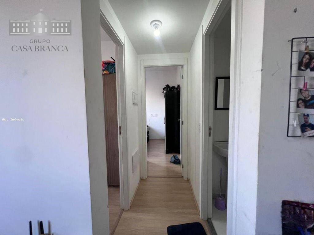 Apartamento à venda com 2 quartos, 49m² - Foto 2