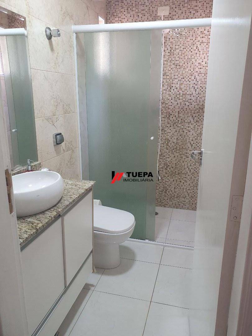 Apartamento à venda com 2 quartos, 68m² - Foto 1