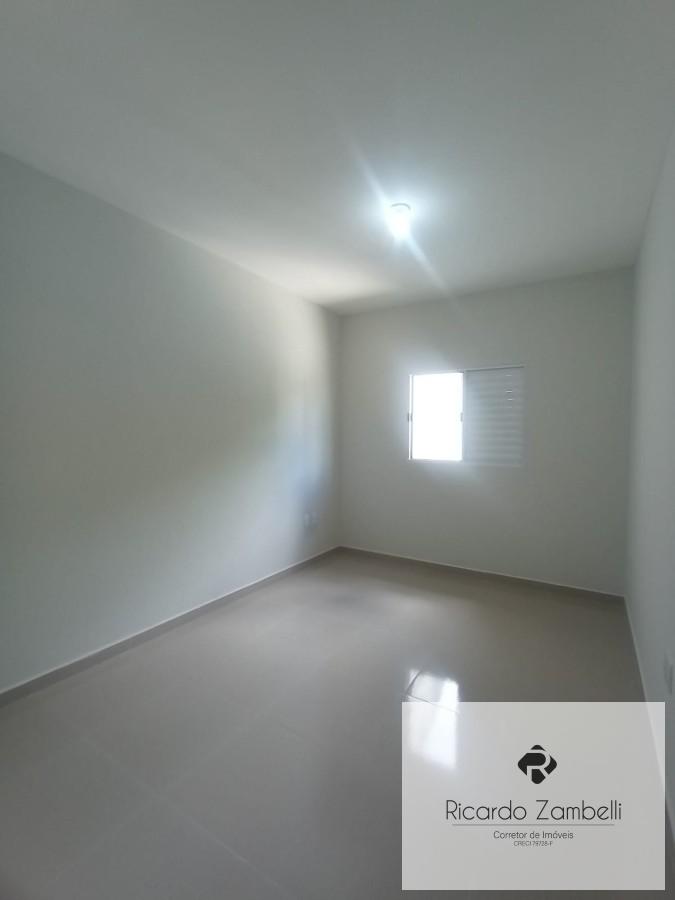 Casa à venda com 2 quartos, 100m² - Foto 6