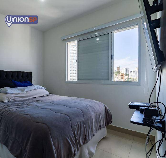 Apartamento à venda com 2 quartos, 75m² - Foto 7