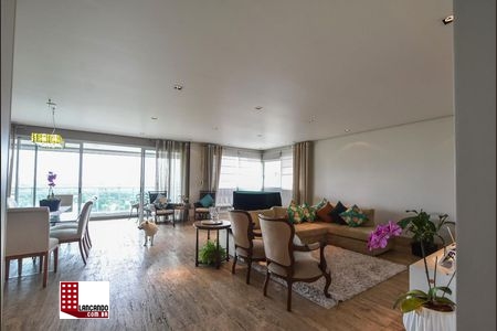 Apartamento à venda com 4 quartos, 240m² - Foto 5