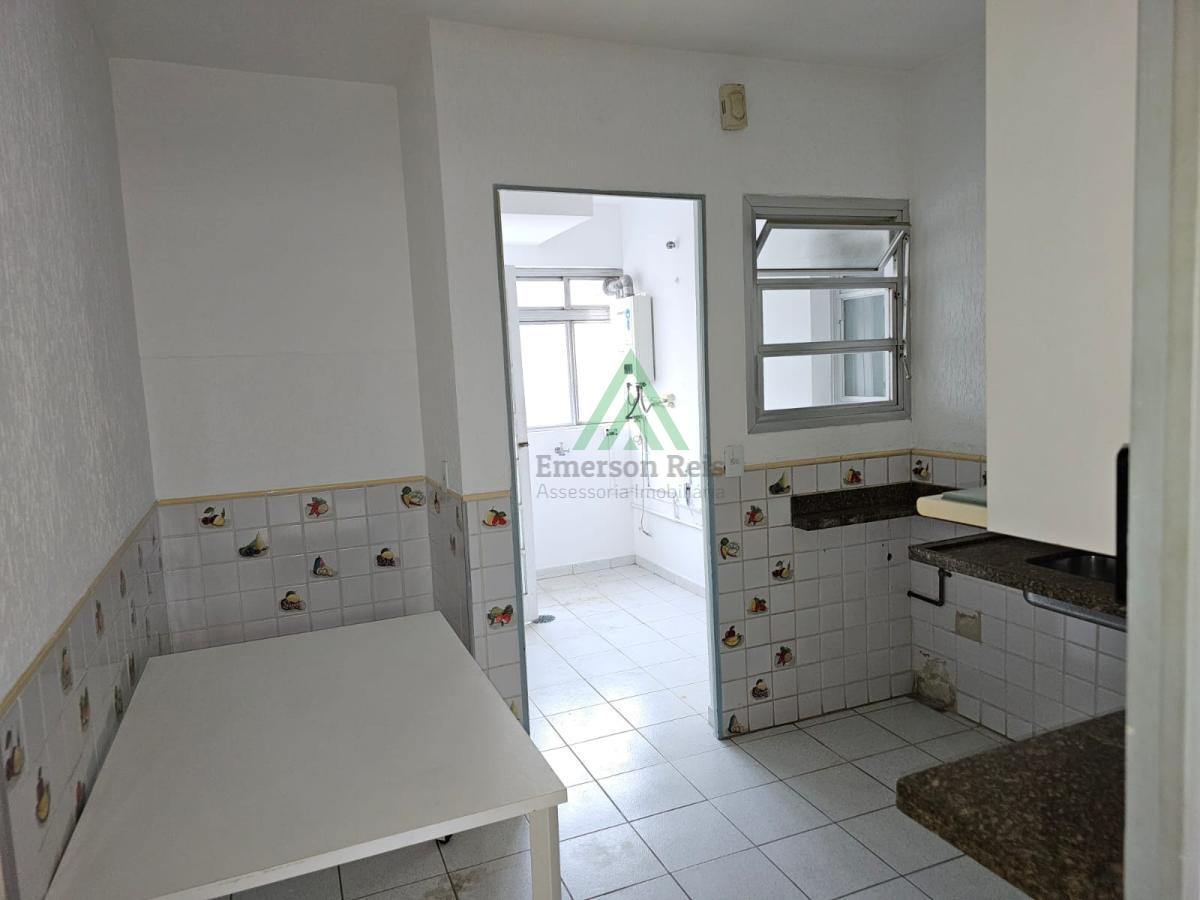 Apartamento à venda com 3 quartos, 81m² - Foto 24