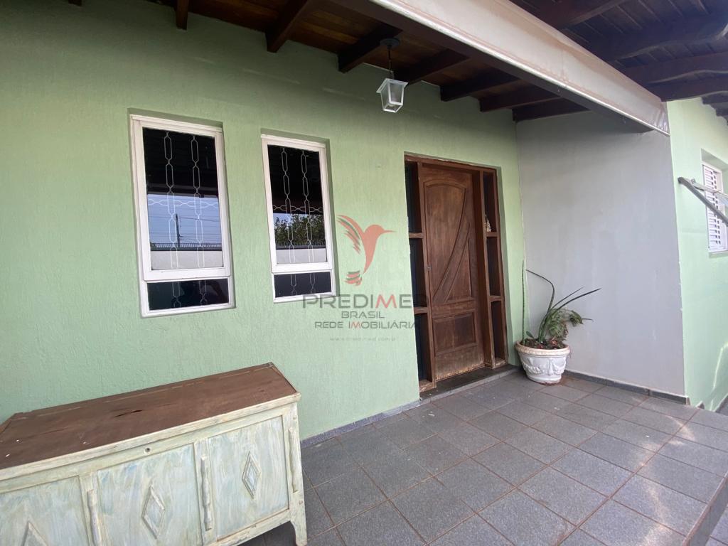 Casa à venda com 4 quartos, 108m² - Foto 1