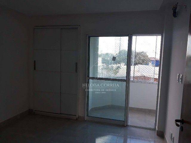 Apartamento à venda com 3 quartos, 98m² - Foto 2