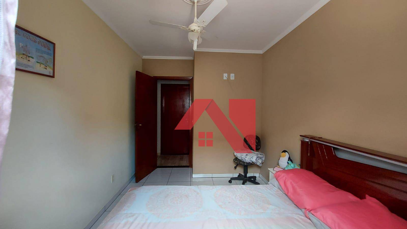 Casa à venda com 3 quartos, 120m² - Foto 14