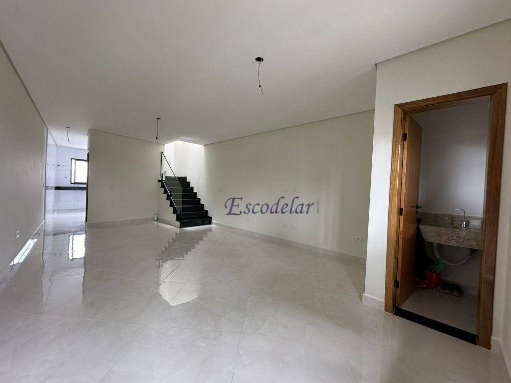 Sobrado à venda com 3 quartos, 200m² - Foto 4