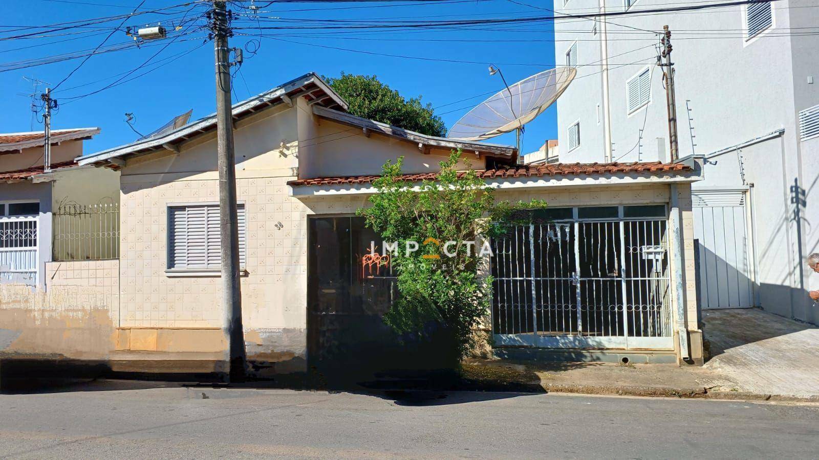 Casa à venda com 2 quartos, 74m² - Foto 1