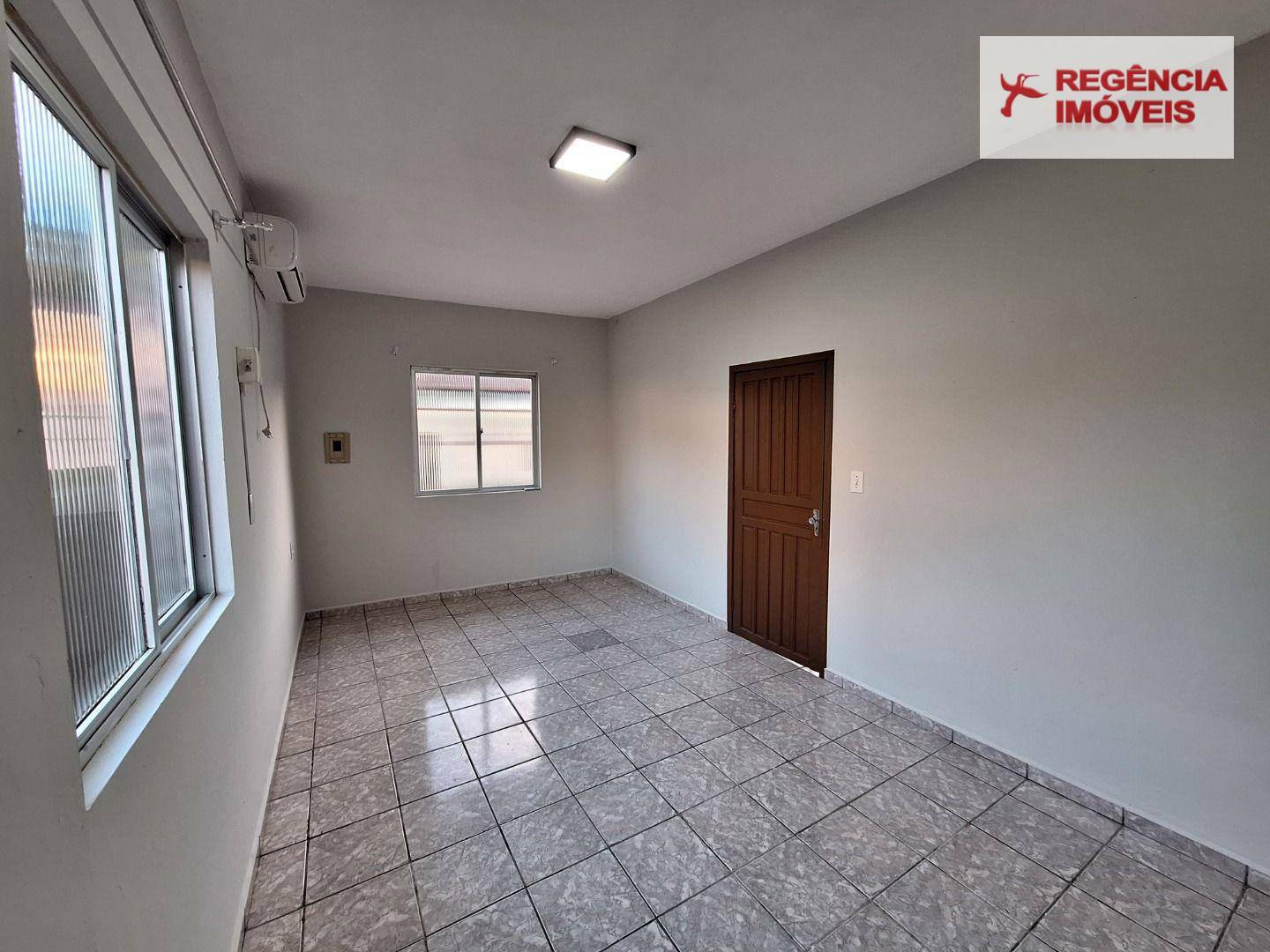 Casa à venda com 3 quartos, 100m² - Foto 22