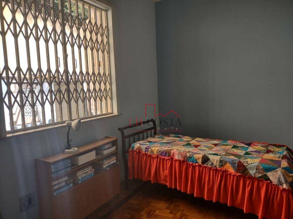 Casa à venda com 4 quartos, 165m² - Foto 13