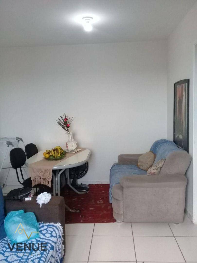 Apartamento à venda com 2 quartos, 49m² - Foto 3