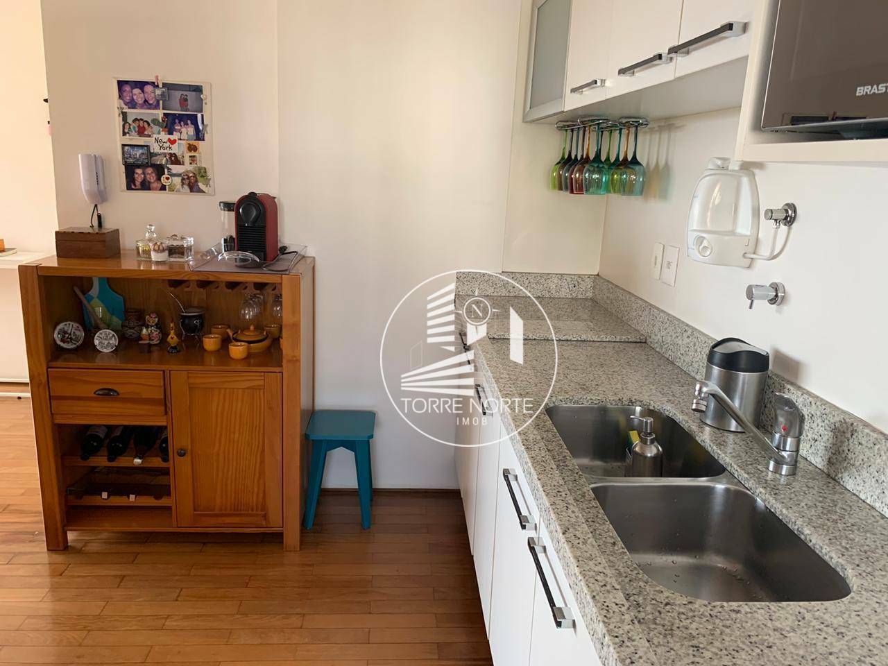 Apartamento à venda com 2 quartos, 75m² - Foto 17