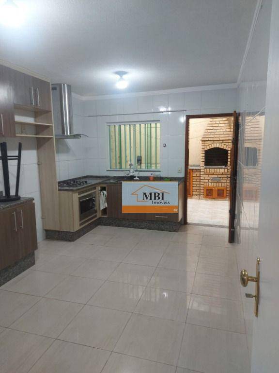 Sobrado à venda com 3 quartos, 140m² - Foto 1