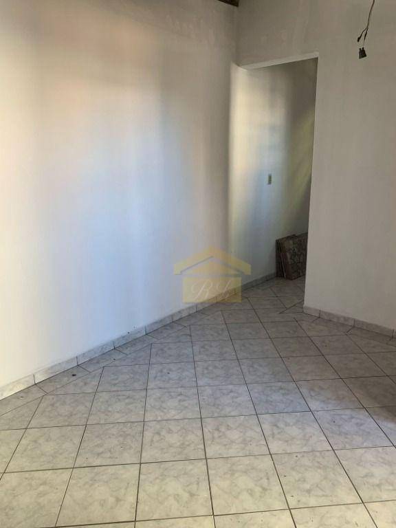 Casa à venda com 3 quartos, 150m² - Foto 11