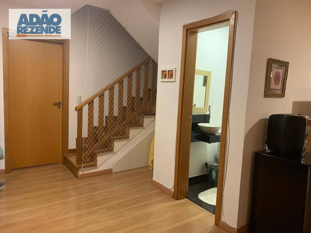 Cobertura à venda com 3 quartos, 227m² - Foto 6