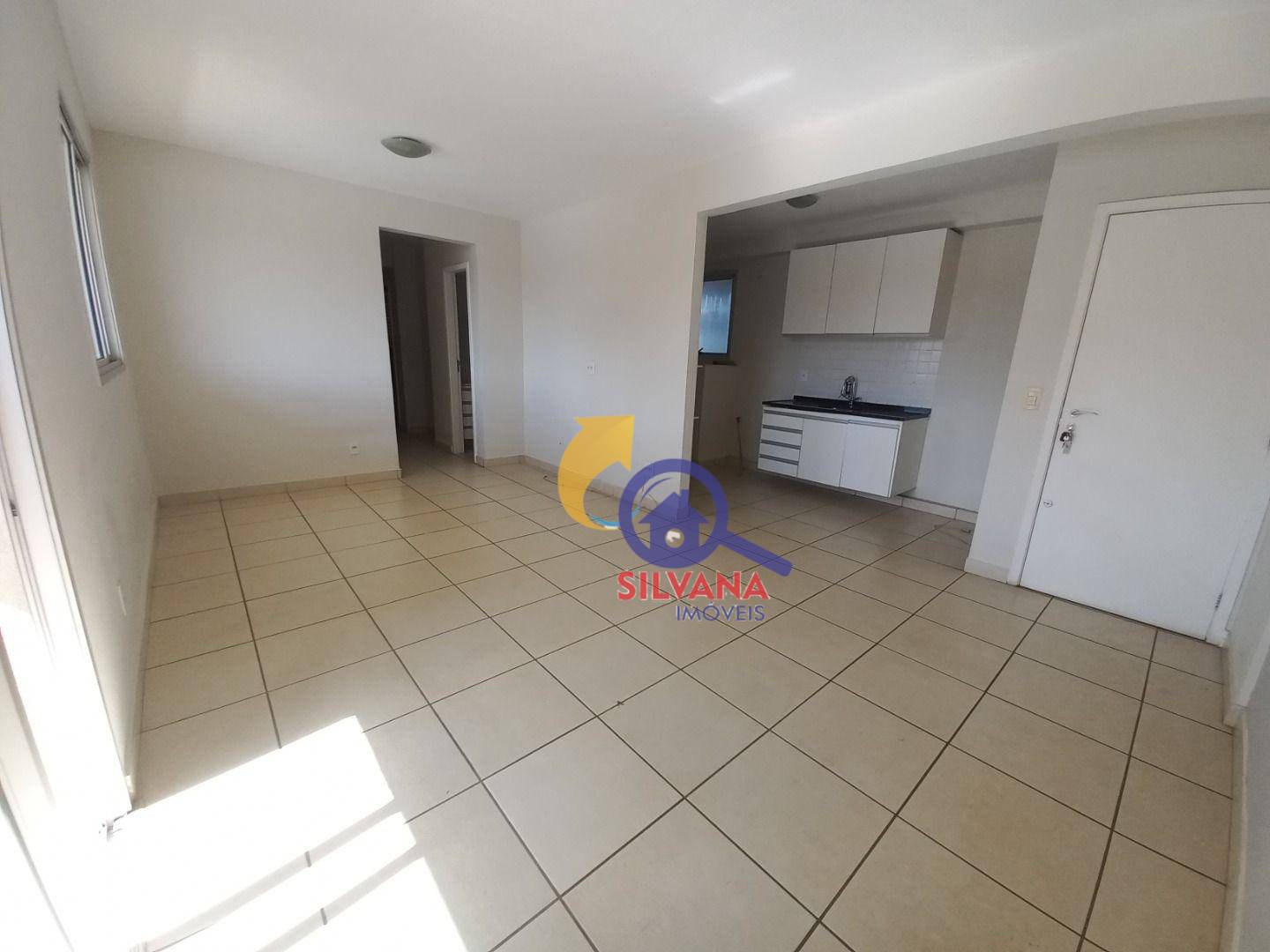 Apartamento à venda e aluguel com 3 quartos, 85m² - Foto 4