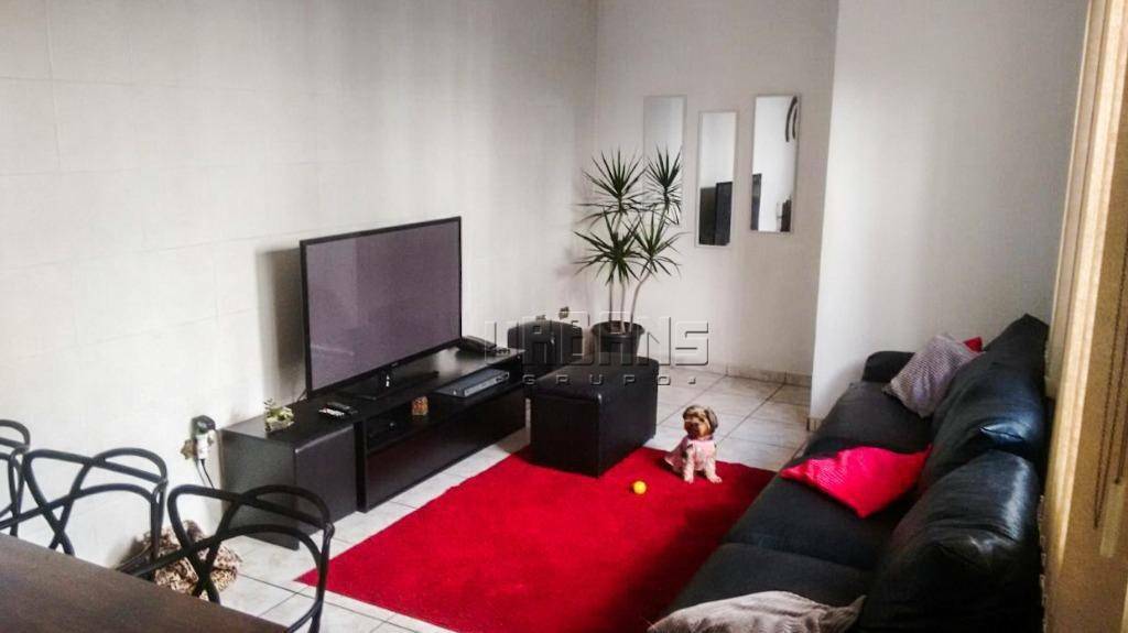 Casa à venda e aluguel com 3 quartos, 180m² - Foto 3