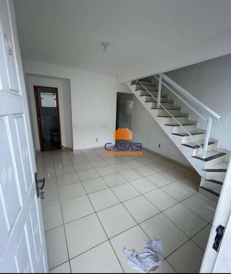 Apartamento à venda com 2 quartos, 55m² - Foto 3